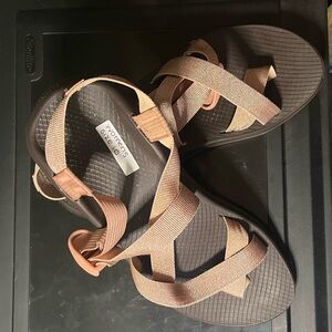 Women's Brown & Rose Gold Chaco Sandals | Size 10